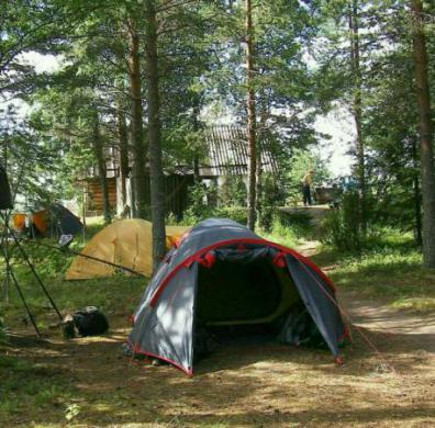 Палатка Tramp Grot-3 в Карелии.