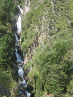 водопад в долине р. Чулышман